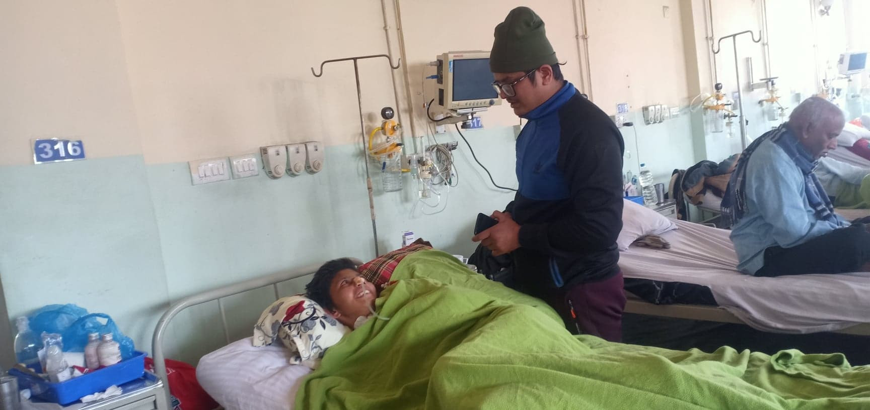 देख्नेहरु भन्छन्– पति हुनु त यस्तो !