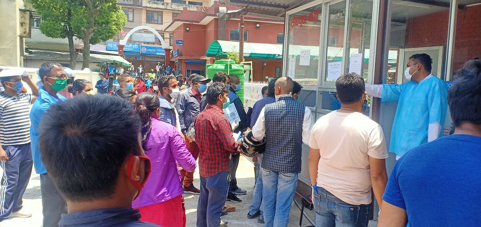 परीक्षणको दायरा घट्दा कोरोना संक्रमितको संख्यामा कमी