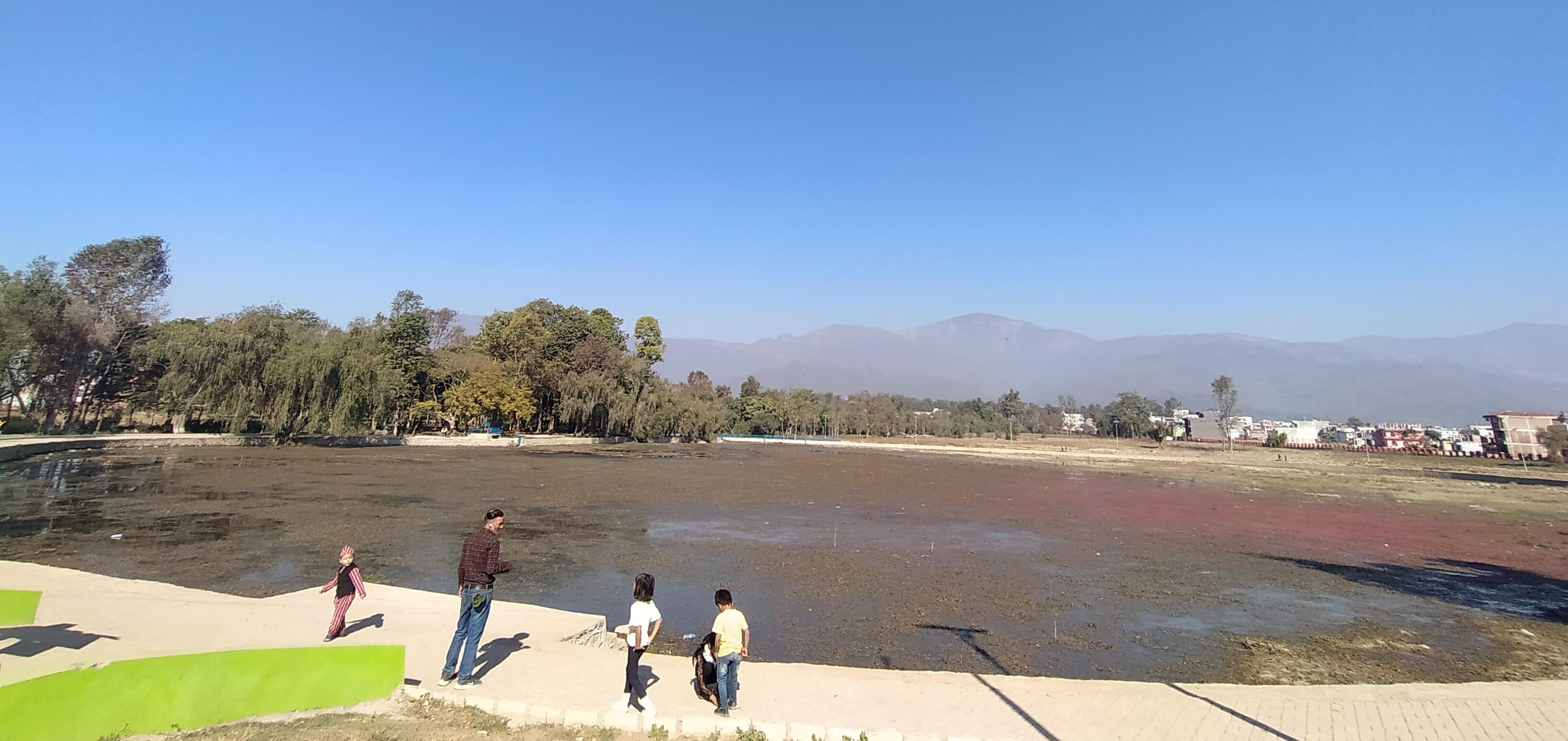 बुलबुले उद्यानमा व्यक्तिको जग्गा, वडाध्यक्ष र सीडीओ नै पीडित