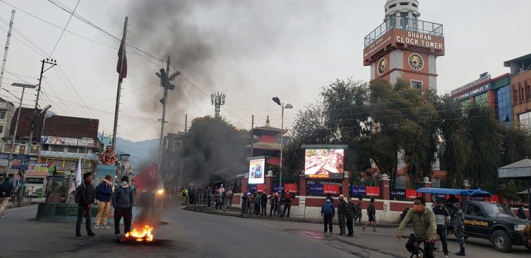 धरानमा बन्दकर्ता र यातायात मजदुरबीच झडप