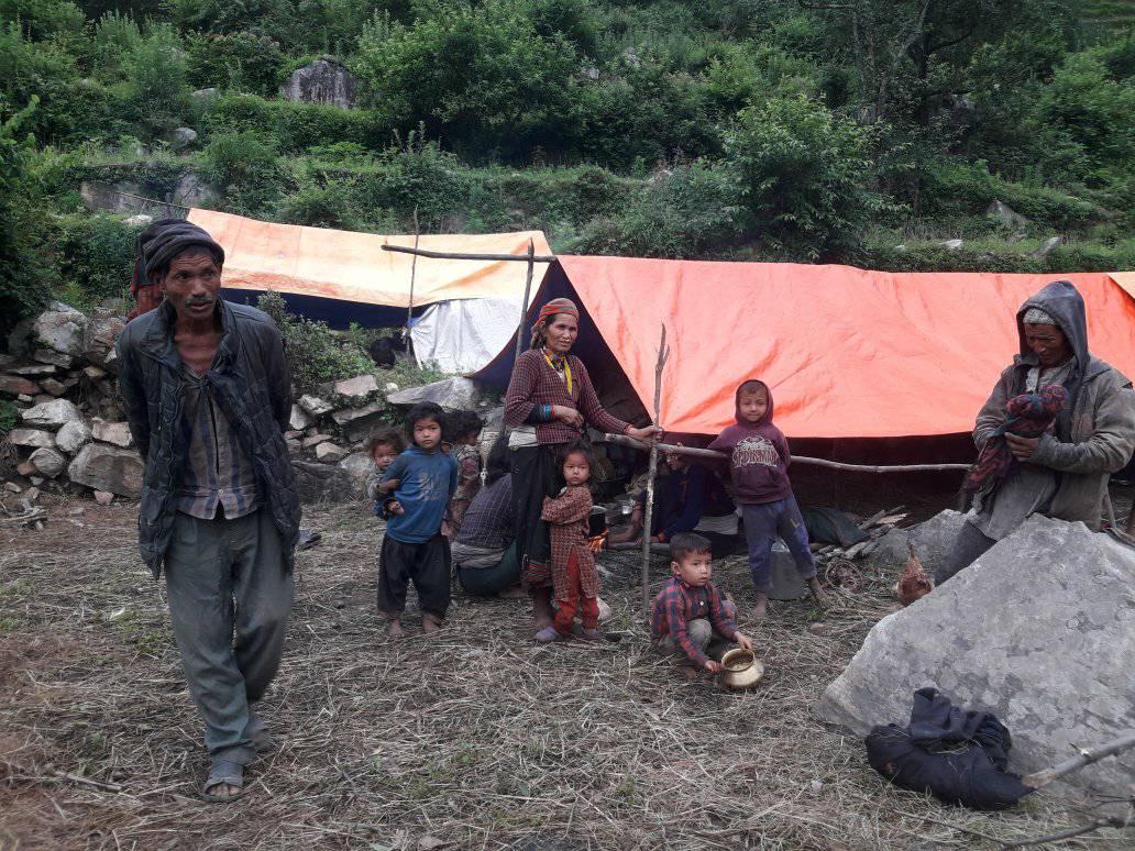 डोजरे विकासले हिमाली गाउँपालिकाका दुई गाउँ भासिए, अध्यक्ष भन्छन्– हामीलाई बचाउनुस्
