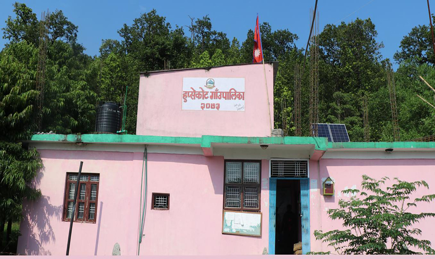 हुप्सेकोट गाउँपालिकाको सेवा बन्द