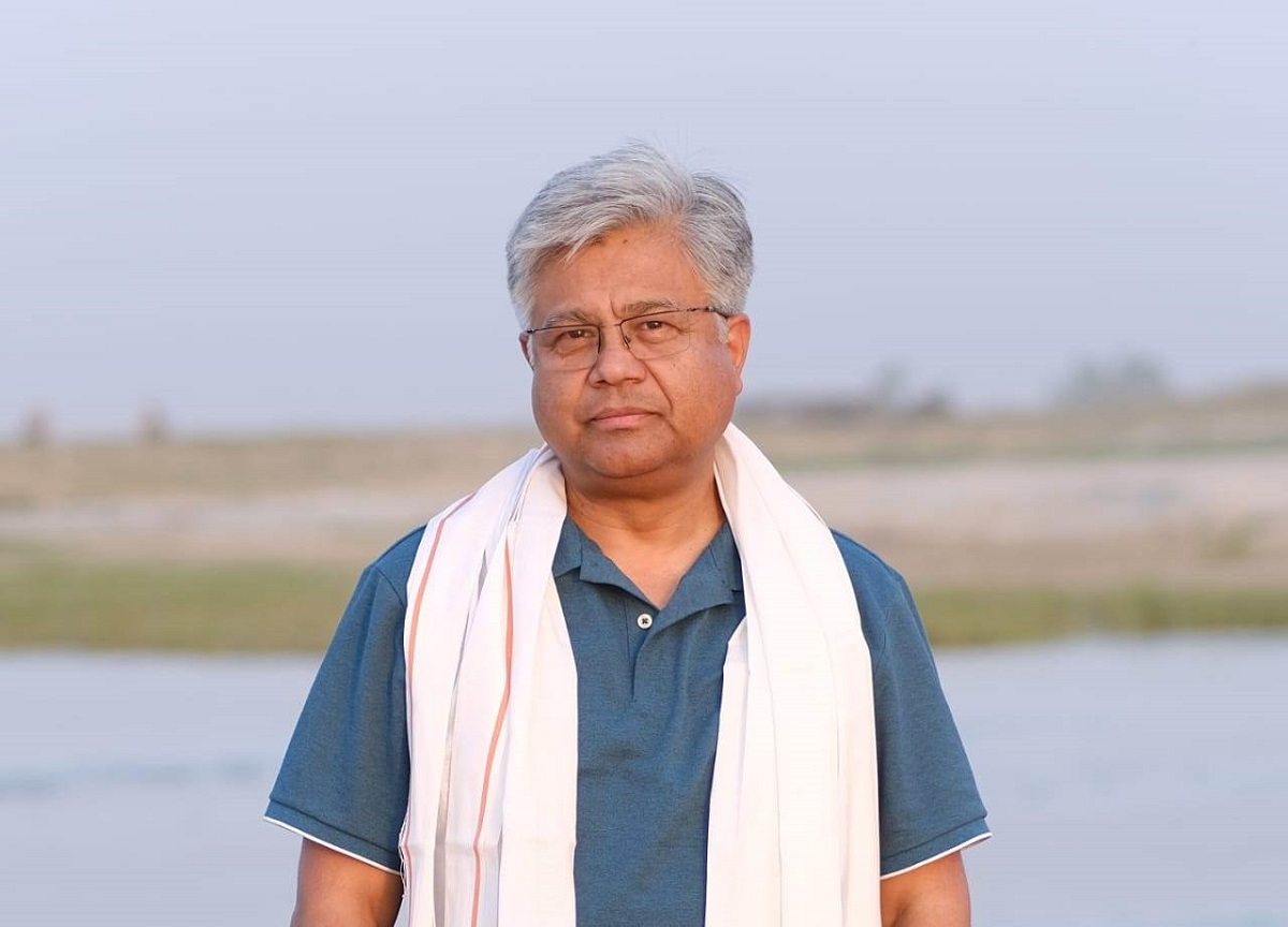 राजनीतिक दल, निर्वाचन आयोग र स्वतन्त्रहरू