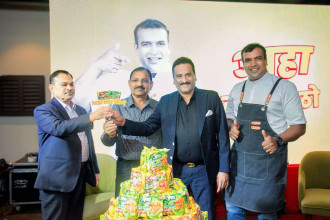 मास्टर सेफ सन्तोष शाह रेसिपीका दुई भेरियन्ट चाउचाउ बजारमा 