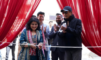 ईसेवा ‘मेरो डिजिटल देश’ अफरका विजेतालाई घर हस्तान्तरण 