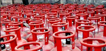 ग्यास खपत ५ प्रतिशतले बढ्यो, भरपर्दो बिजुली नहुँदा फेल खायो आयात विस्थापन नीति