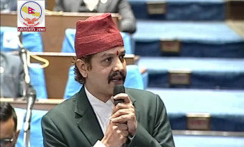 नीति तथा कार्यक्रममा रक्सी चोरेको हैन, कांग्रेसलाई गभर्नर-एमालेलाई धितोपत्र लेख्नुपर्थ्यो- सांसद ढकाल