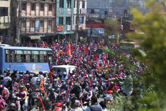 काठमाडौंमा राजावादीको मोटरसाइकल र्‍याली, काे काे छन् सहभागी? (तस्बिरसहित) 