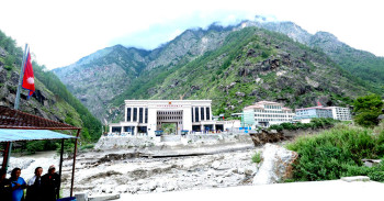 चीनतर्फका दुई व्यापारिक नाका ठप्प हुँदा आयात प्रभावित
