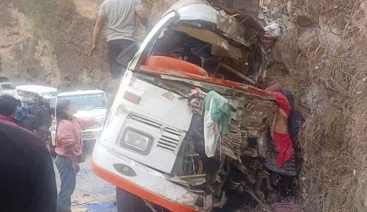 सिन्धुली बस दुर्घटनाका तीन मृतकको सनाखत