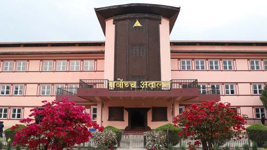 न्यायालय कहिलेसम्म कामुको भरमा ?