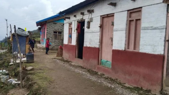 तनहुँका विपन्न बस्तीमा 'मुख्यमन्त्री कार्यक्रम'