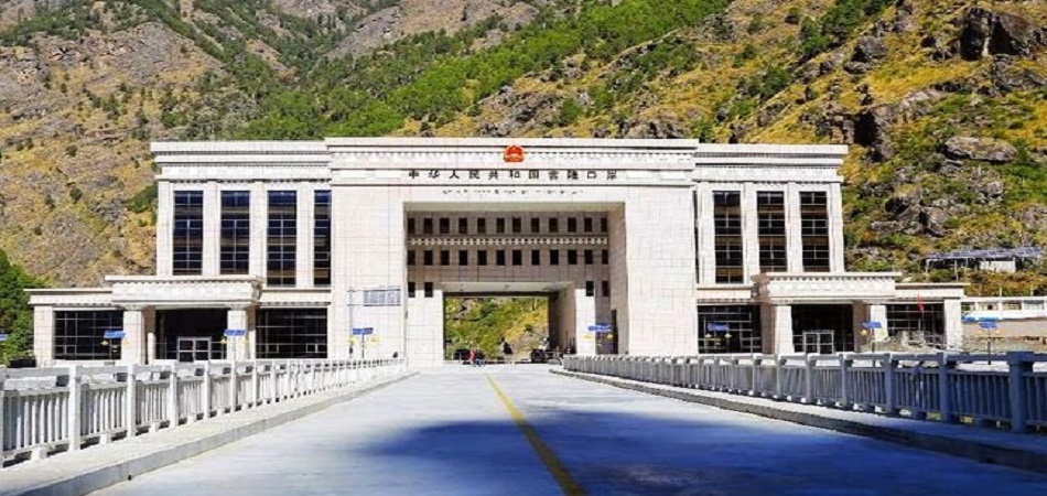 रसुवागढी नाकाबाट दुईतर्फी आगमन खुला