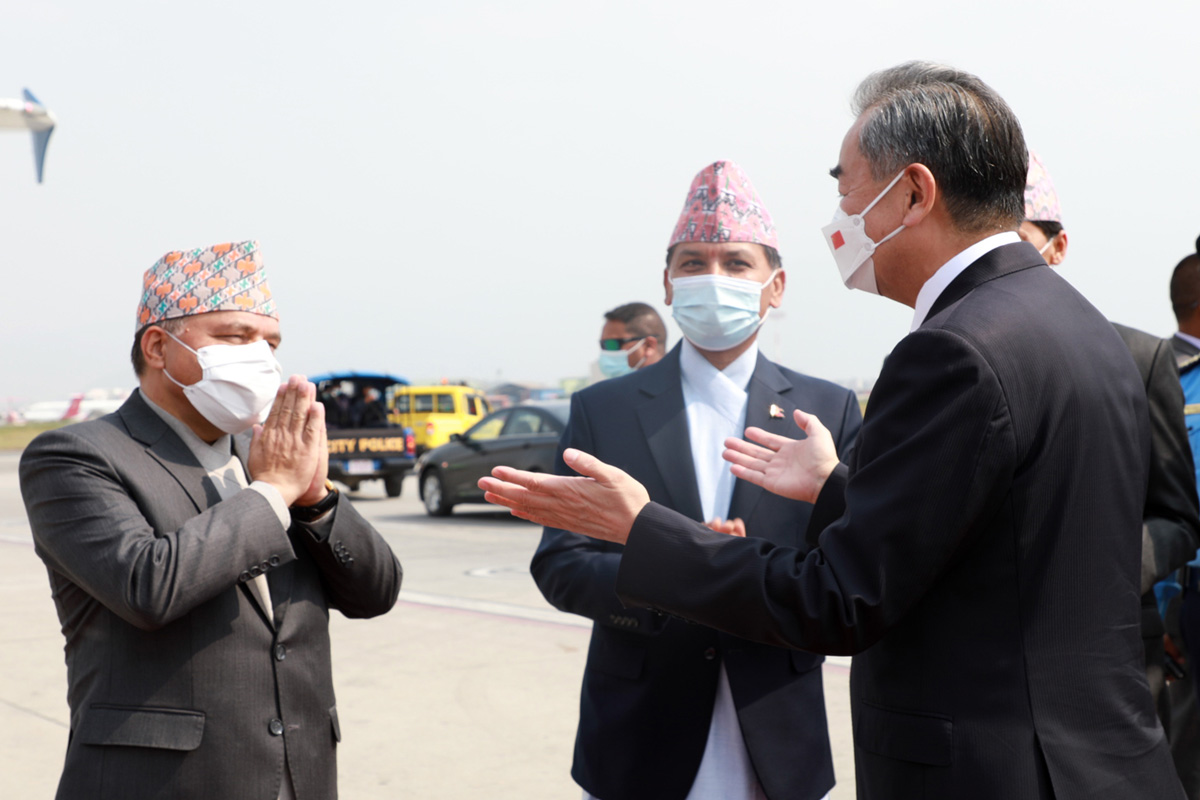 नेपाललाई चिनियाँ विदेशमन्त्रीको सन्देश- हामी सहयोग गर्छौं, पश्‍चिमा स्वार्थ हाबी हुनबाट रोक