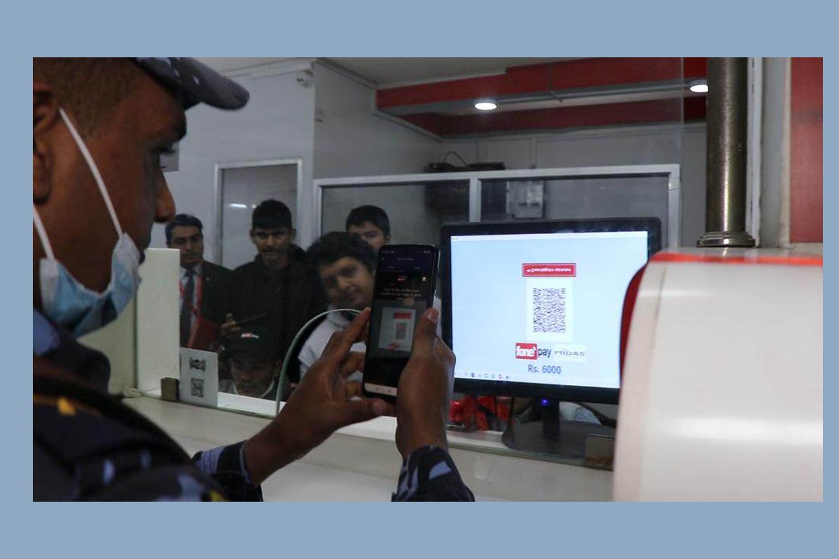 वीर अस्पतालमा फोनपेको क्यूआर सेवा