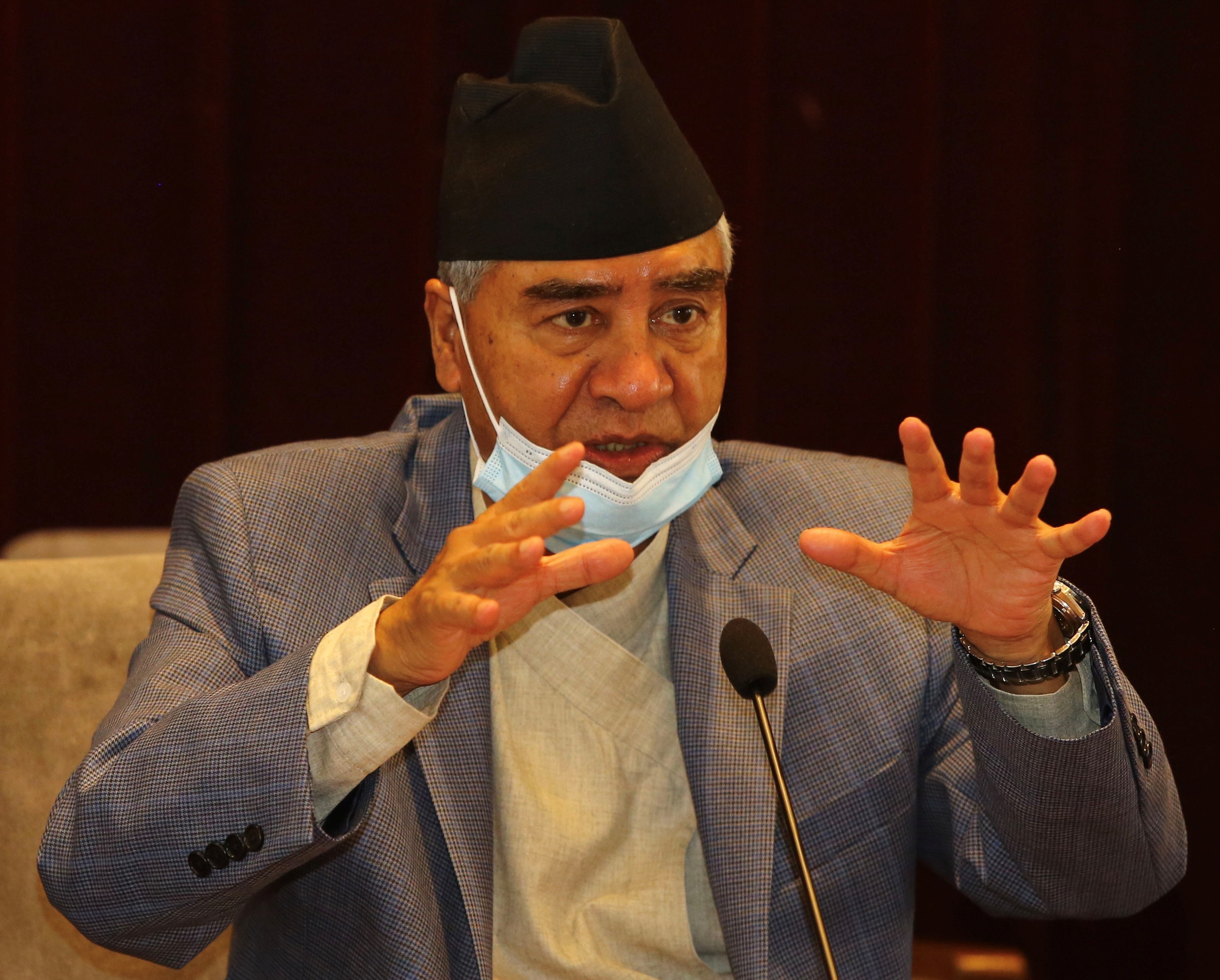 ओलीलाई दिएको त्यो प्रतिक्रिया जसले देउवा आफैंलाई गिज्याउँदैछ