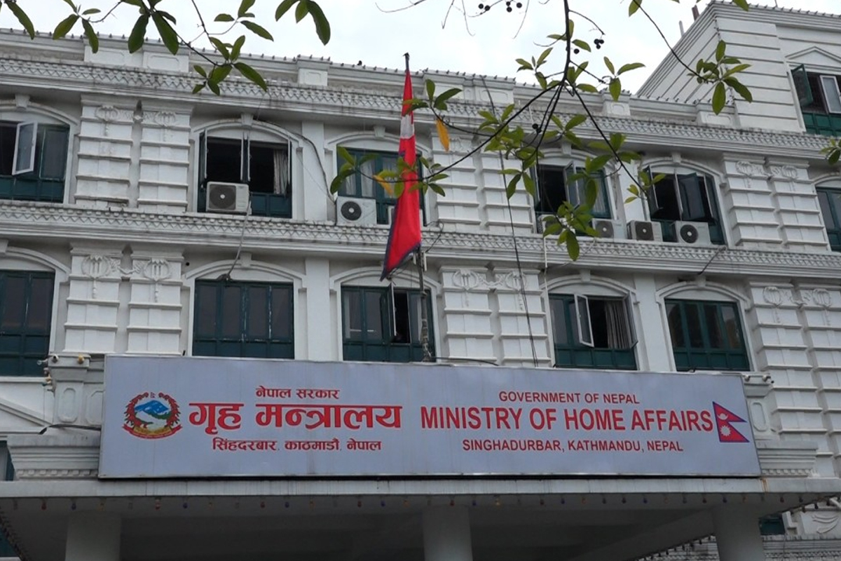 एलपी ग्यास सिलिन्डर अनावश्यक भण्डारण नगर्न आग्रह