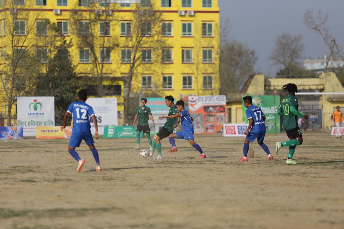 आधा दर्शकले प्यारापिट छोडेपछि रोमाञ्‍चक बन्दै उल्टियो नतिजा