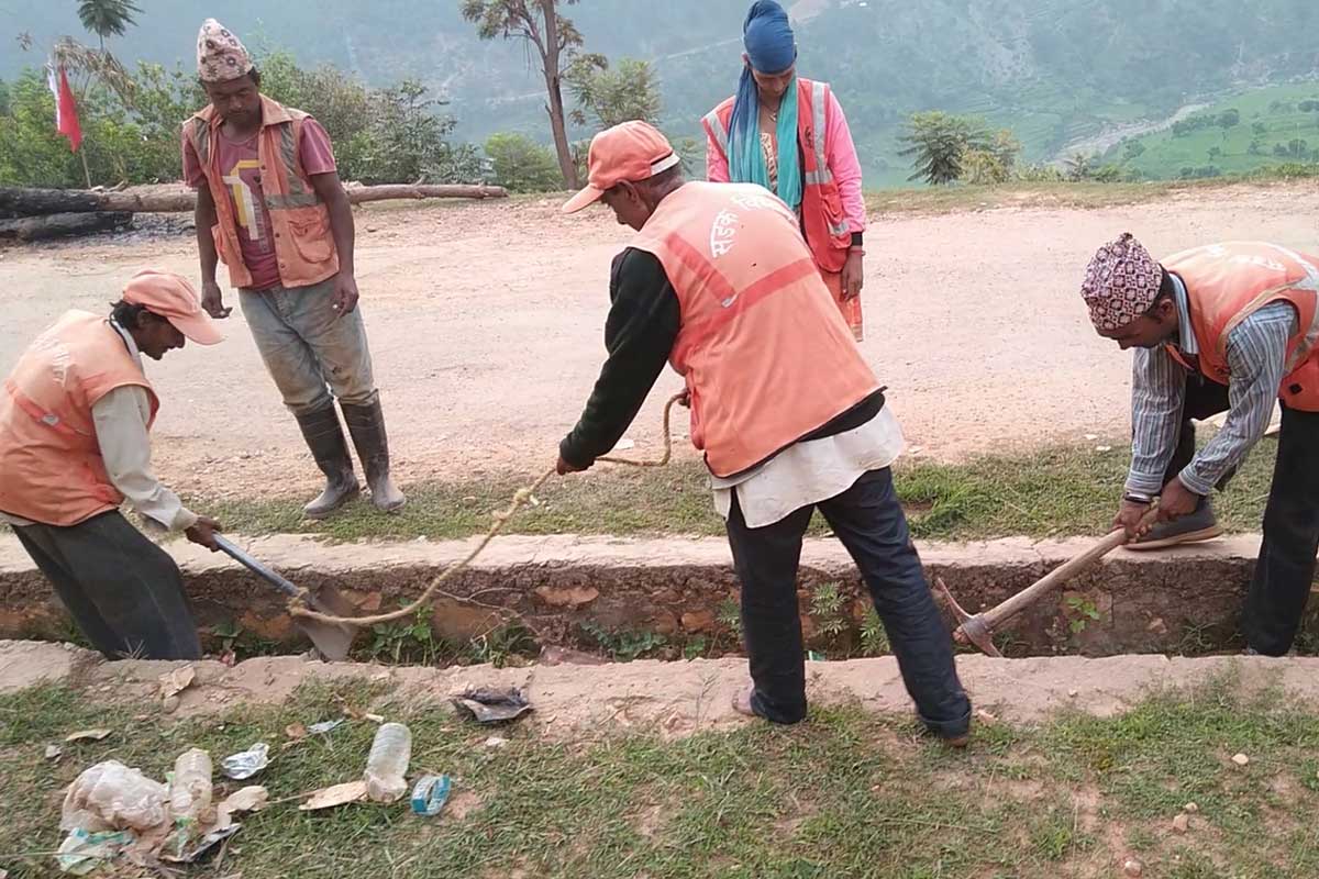२६ महिनासम्म मजदुरले आश्वासन पाए, तलब पाएनन्