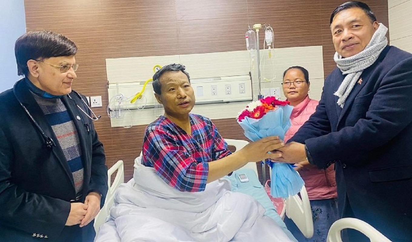 वर्षमान पुनको स्वास्थ्यवस्था बुझ्न उपराष्ट्रपति पुन अस्पतालमा