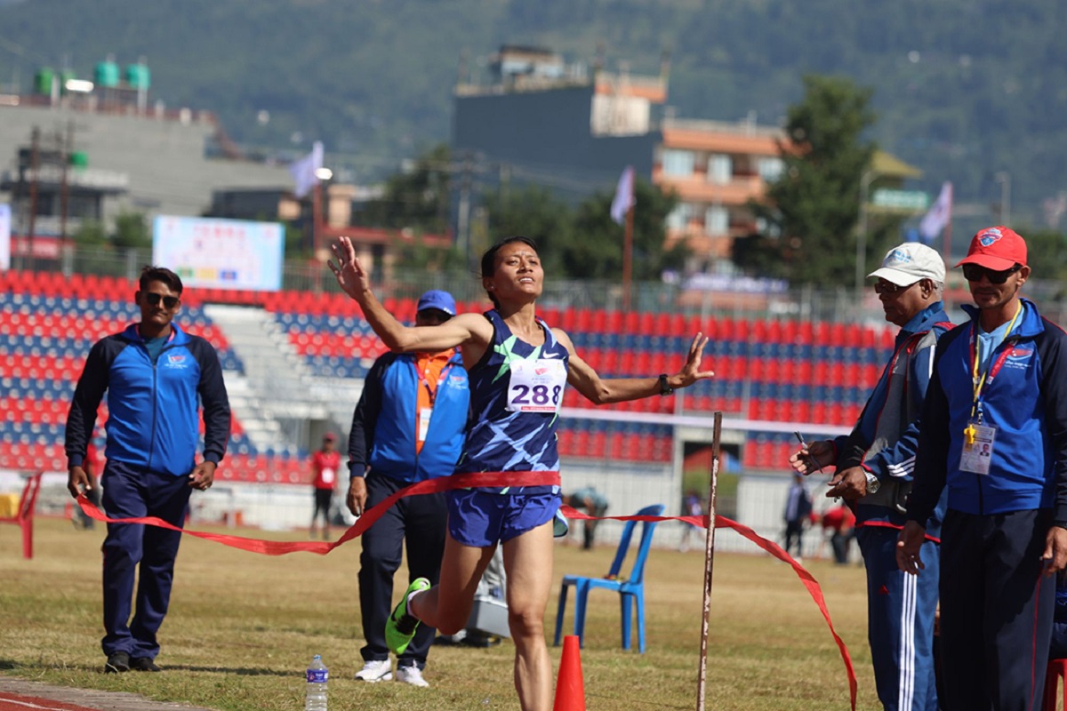 एथ्लेटिक्स १० हजार मिटर दौडमा सन्तोषीले जितिन् स्वर्ण